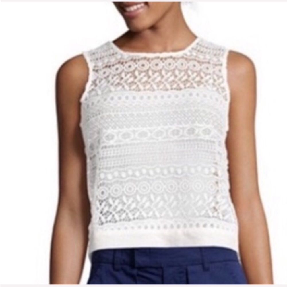 Romeo + Juliet Couture | Linen & Lace Top